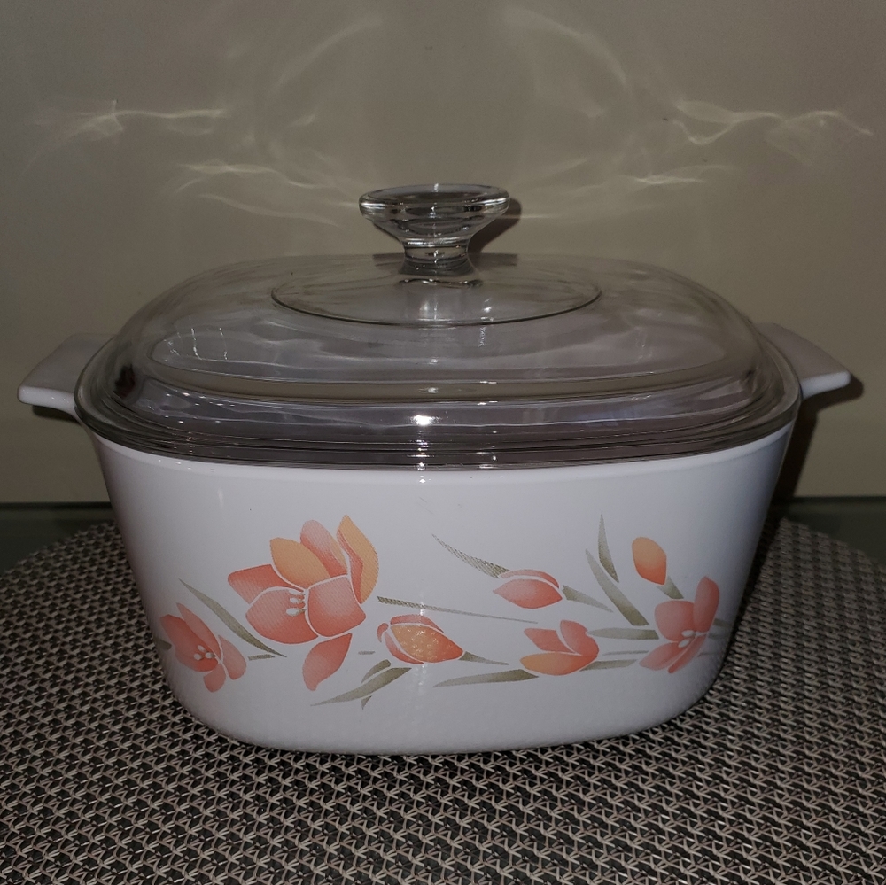 Corning Ware Peach Floral A-3-B Covered Casserole with A-9-C Lid - Picture 5 of 7